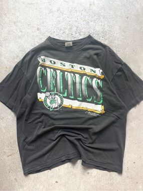 90s Starter Boston Celtics Vintage Black Faded Graphic Tee XL 23x28